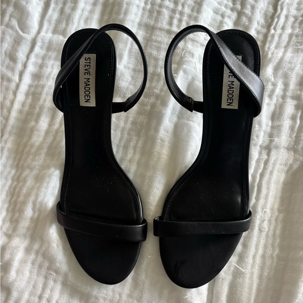 Steve Madden Black Sandals